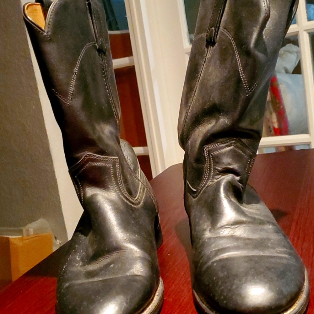 Men high top worned leather boots 👢